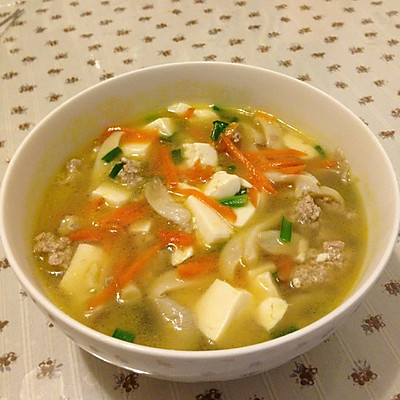 袖珍菇豆腐肉丸汤