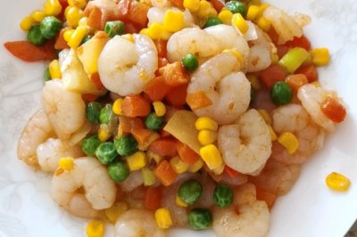 时蔬炒虾仁