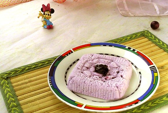 蓝莓奶油雪糕