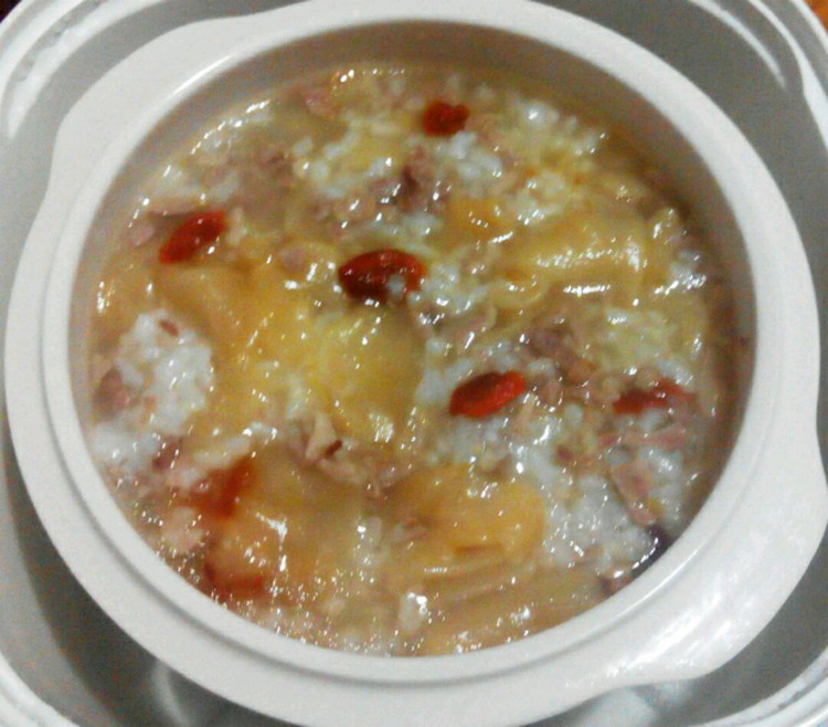 每日一粥: 秋冬季鳕鱼胶粳米粥的做法