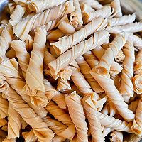 辣条的做法图解1