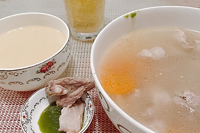 铁锅炖羊肉