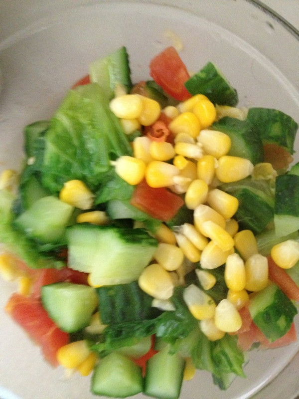玉米生菜蔬菜沙拉