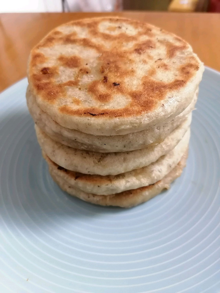 不用太多油，馅饼也可以烙的很软的做法