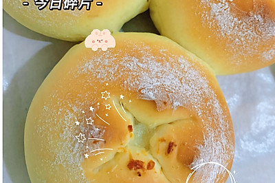 开口芝士火腿面包