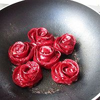 玫瑰花煎饺#KitchenAid的美食故事#的做法图解11