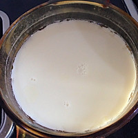 酸菜肥肠豆花的做法图解1