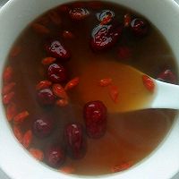 红糖枸杞姜汤的做法图解4
