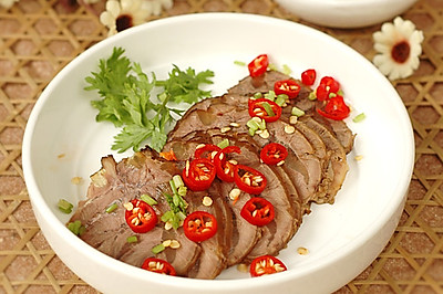 卤牛肉