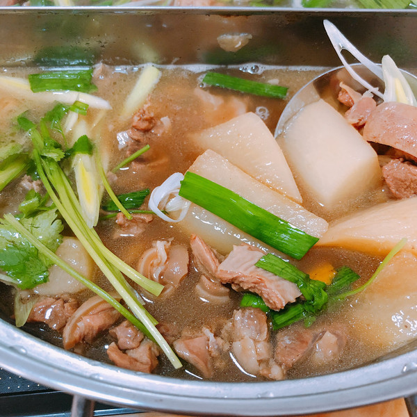 羊肉萝卜煲