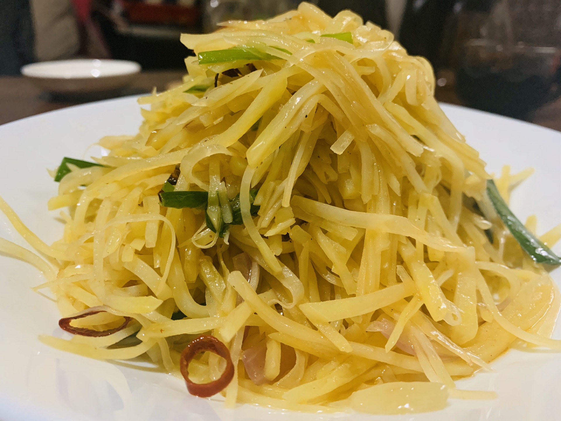 Hot and sour potato shreds