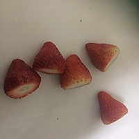 草莓白巧克力慕斯的做法图解1