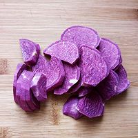 紫薯吐司卷的做法图解1