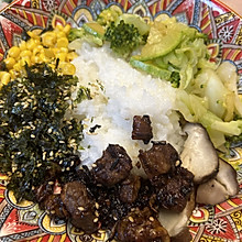 烤牛肉拌饭