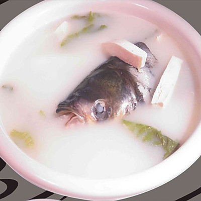 最简洁的鱼头豆腐汤
