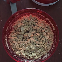花生糖的做法图解1