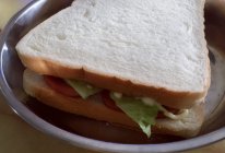 简单易做的三明治早餐的做法
