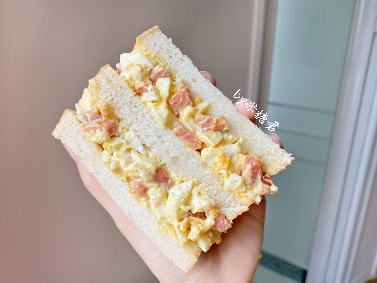 无敌美味轻食：日式火腿蛋沙拉三明治的做法