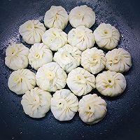 饺子皮版水煎包的做法图解7