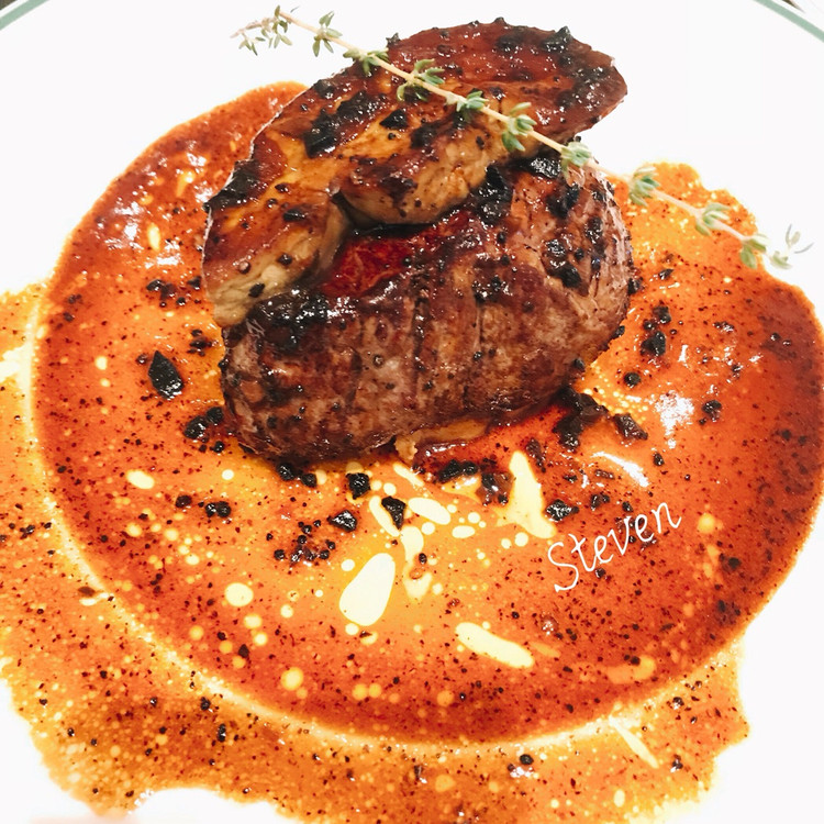 低温菲力牛肉配特调酱汁的做法