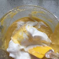 原味戚风蛋糕的做法图解8