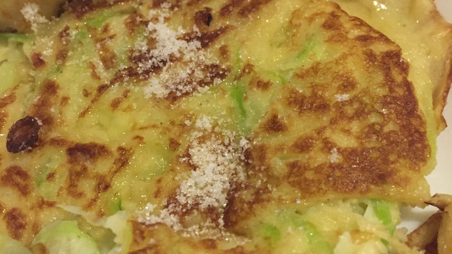 小南瓜饼 zucchini pancake的做法