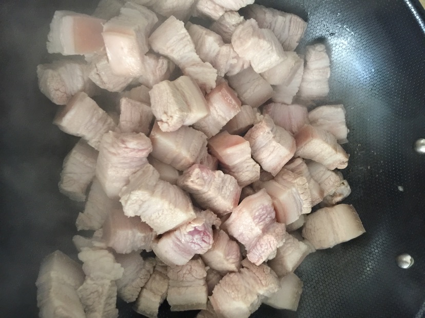 笋衣红烧肉的做法图解1