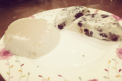 红豆西米椰汁糕
