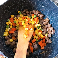 黑椒牛肉披萨的做法图解8