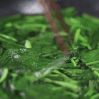 3块钱能做一大盘！现在吃它最应季，营养快手还下饭~的做法图解3