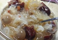 平民养颜圣品【红枣银耳羹】的做法