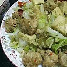 白菜豆腐粉条炖肉丸