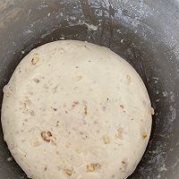 #烘焙美学大赏#核桃布里奥斯面包的做法图解3