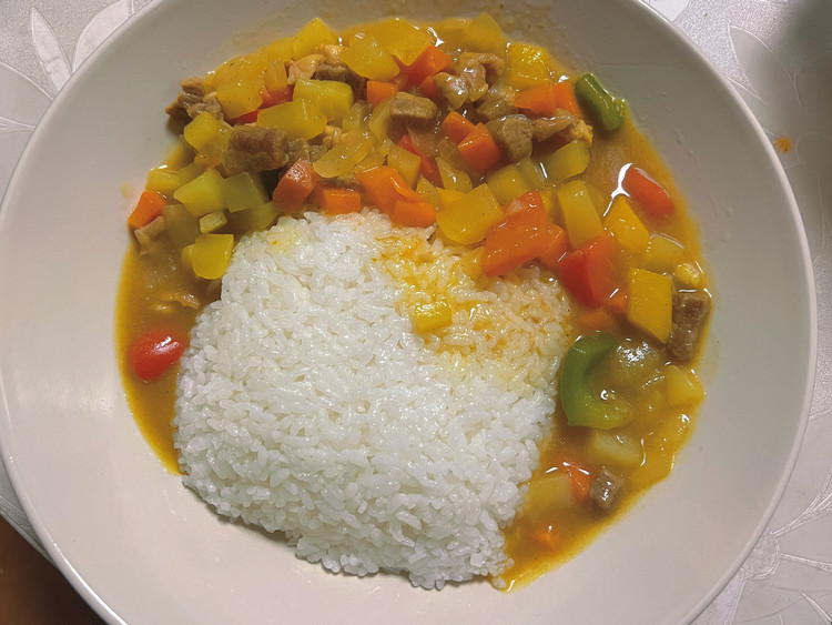 咖喱鸡肉➕米饭的做法
