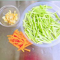 #少盐饮食 轻松生活#绿豆芽炒苋菜梗的做法图解2