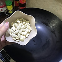 #父亲节，给老爸做道菜#木棉花炒扁豆煲鸡爪汤的做法图解1