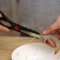 迷迭香：滑蛋虾仁的做法图解2