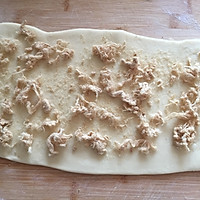 #硬核菜谱制作人#香葱肉松面包的做法图解10