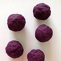 香酥紫薯丸子的做法图解2