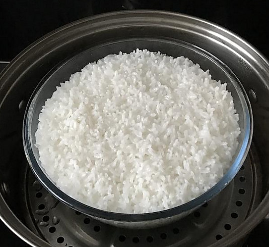 安利皇后锅蒸米饭图片