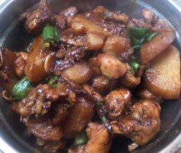 鸡腿烧土豆（孩子的最爱）的做法