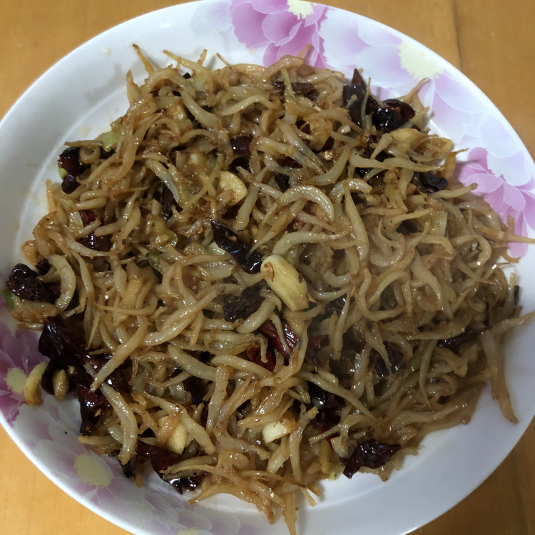 美味下饭菜：辣炒小银鱼的做法
