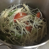 金针菇番茄汤的做法图解7