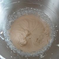 #西班牙谷优饼干#美味评测-巧克力酱慕斯的做法图解7