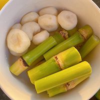 茅根竹蔗马蹄糖水的做法图解2