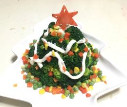 向太の#圣诞节创意美食#圣诞树西兰花的做法