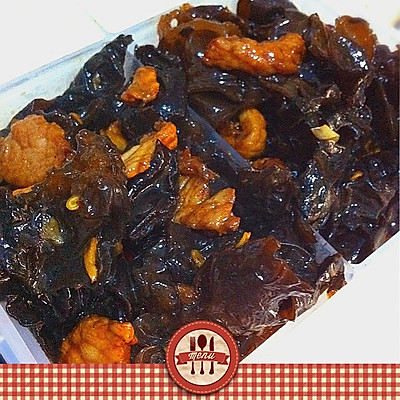 黑木耳炒肉片