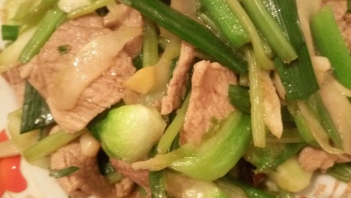儿菜炒肉片