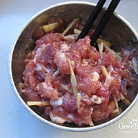 西兰花炒肉的做法图解2