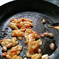 鸡脯肉的n种食用方法：蘑菇丝瓜丁炒鸡胸肉的作法流程详解3